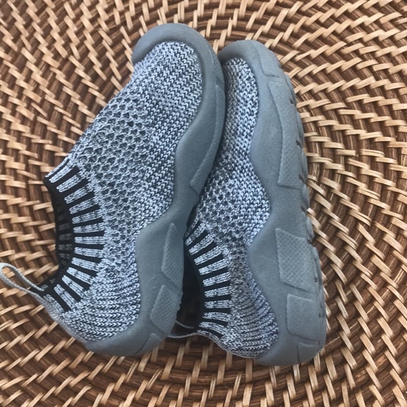 STQ - Picture 6 of 11